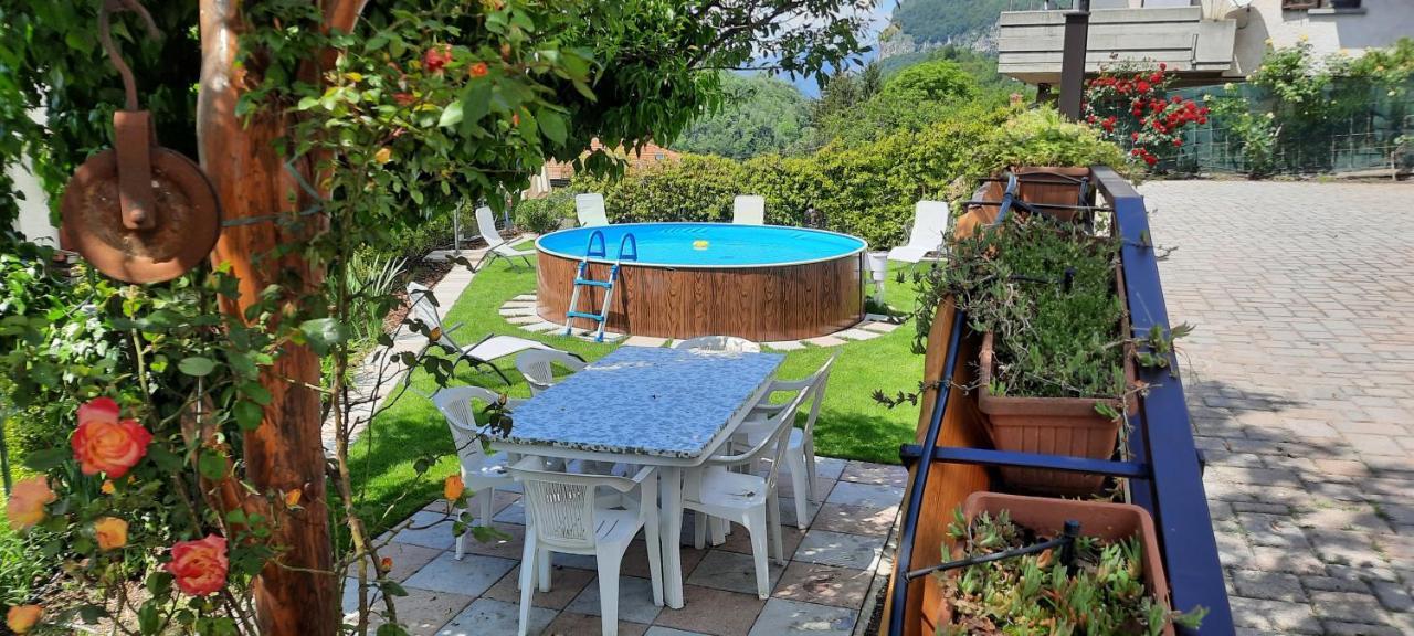 La Terrazza Casa Vacanza Carenno Exterior photo