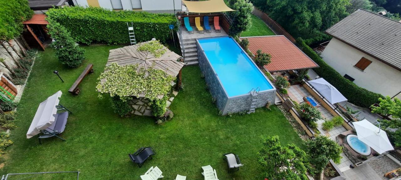 La Terrazza Casa Vacanza Carenno Exterior photo